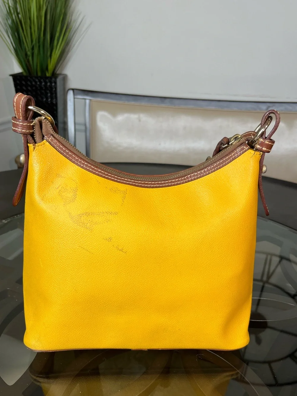 Y2K Dooney & Bourke Hobo Bag Pebble Grain Lucy Mustard Leather Brown Yellow
